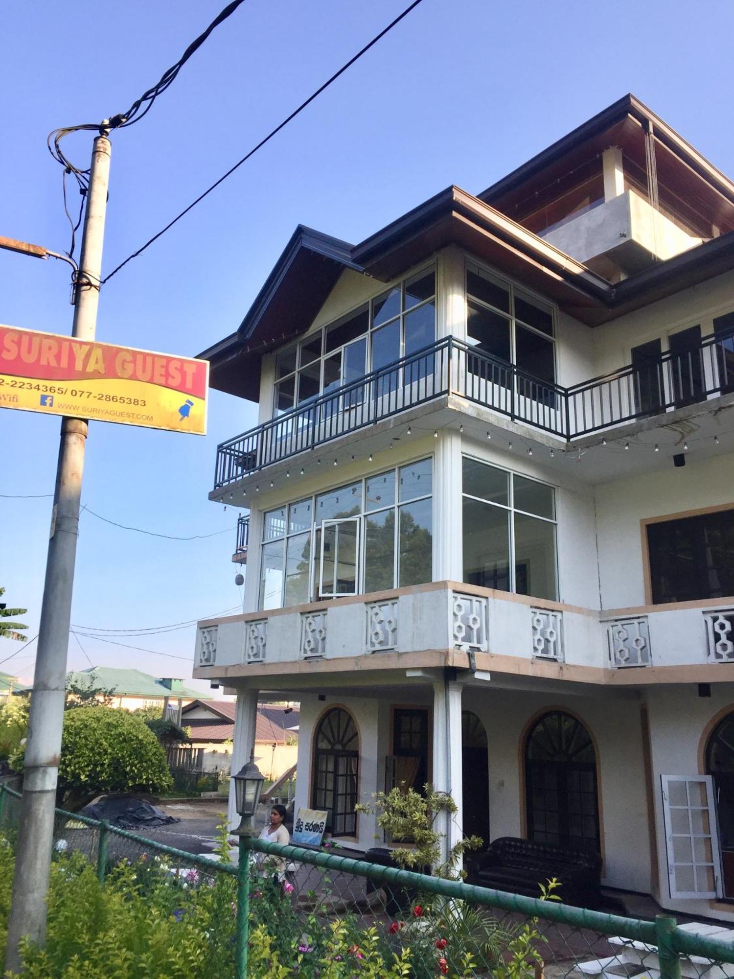 Suriya Guest Hotel นูวาราเอลิยา ภายนอก รูปภาพ