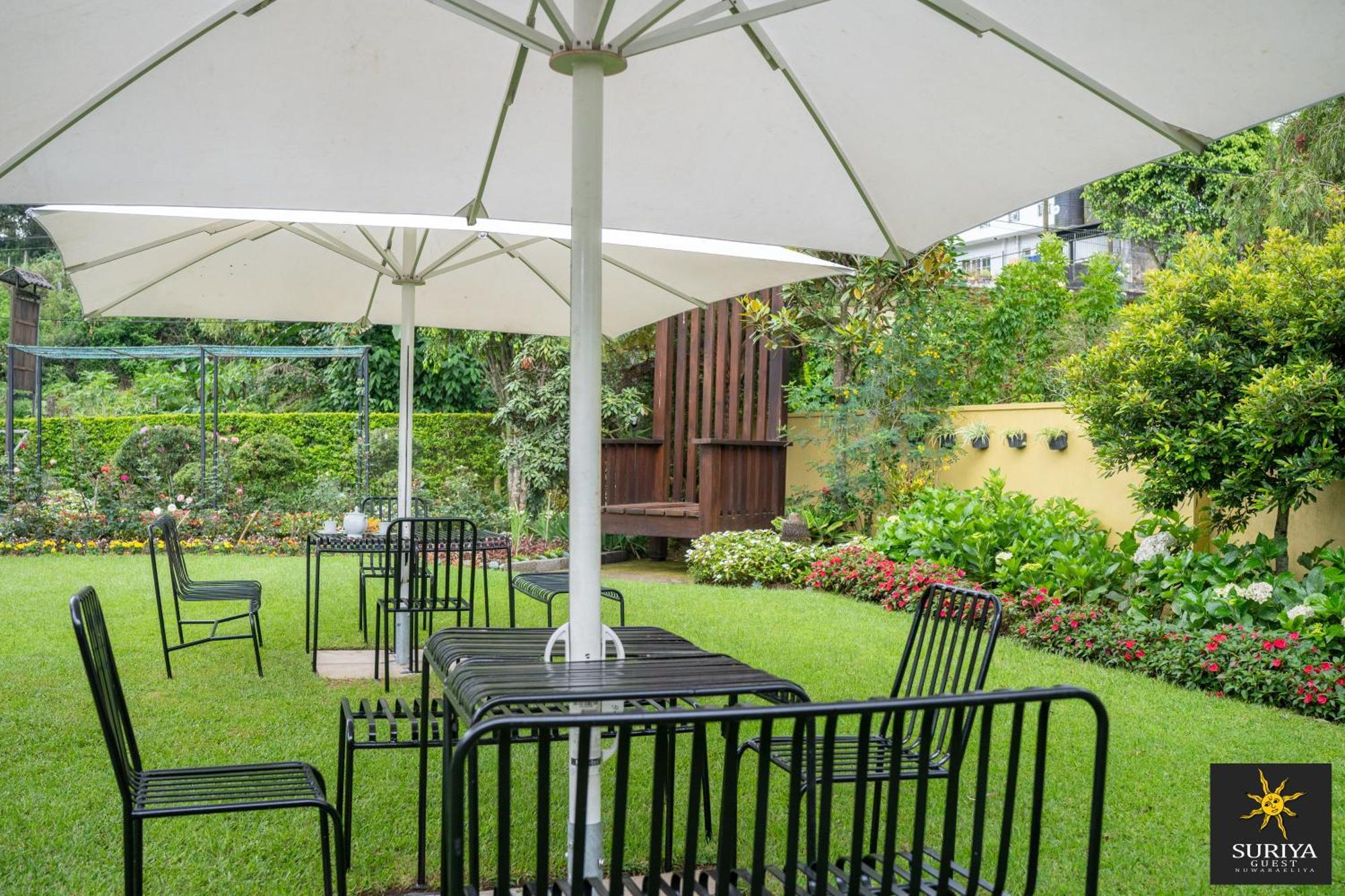 Suriya Guest Hotel นูวาราเอลิยา ภายนอก รูปภาพ